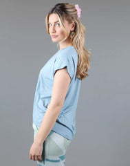 חולצה משוחררת