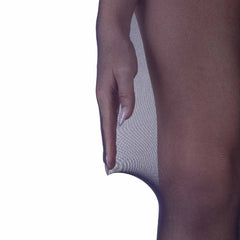 גרביון עם רגל בצבע סגול חציל