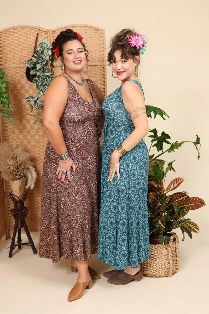 שמלת טאי