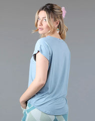 חולצה משוחררת