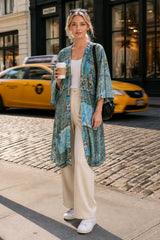 עליונית קימונו משי ארוך- פסיפס פרחוני כחול