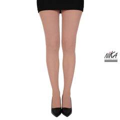 גרביון עם רגל בצבע גוף שזוף